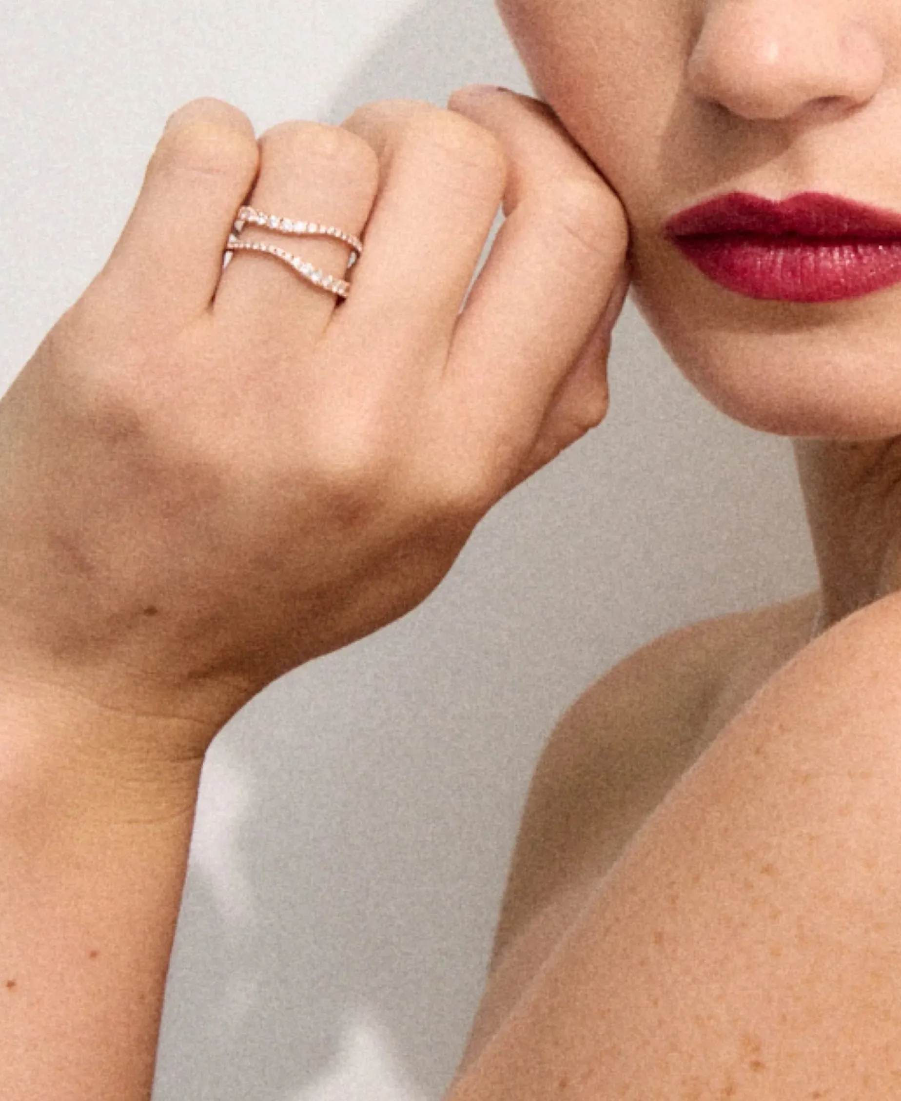 Anillo Gold&Roses Sasa 2 Rails Oro Rosa y Diamantes | GR-530.3