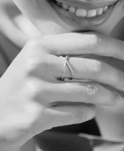 Anillo LECARRÉ Cruzado Oro Amarillo y Diamantes | GA106OA