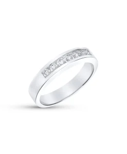 Anillo Media Alianza con 7 Diamantes en Oro blanco