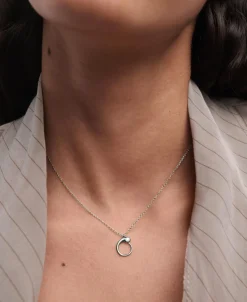 Collar con Colgante inicial O PDPAOLA Plata Baño Rodio | CO02‑B88‑U