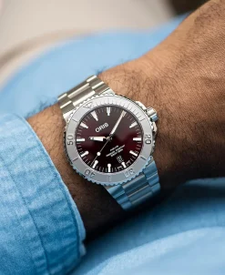 ORIS Aquis Date Relief Cherry 43,5 mm | 01 733 7730 4158-07 8 24 05PEB