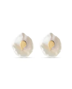 Pendientes de Perla Barroca con Motivo Gota en Oro Amarillo